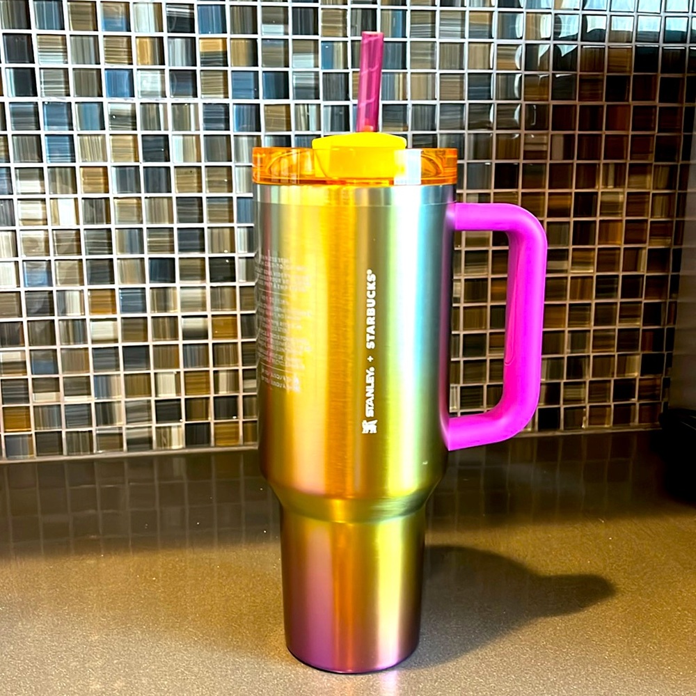 NWT Stanley x Starbucks 40oz Sunset Iridescent 🌈🌈🌈